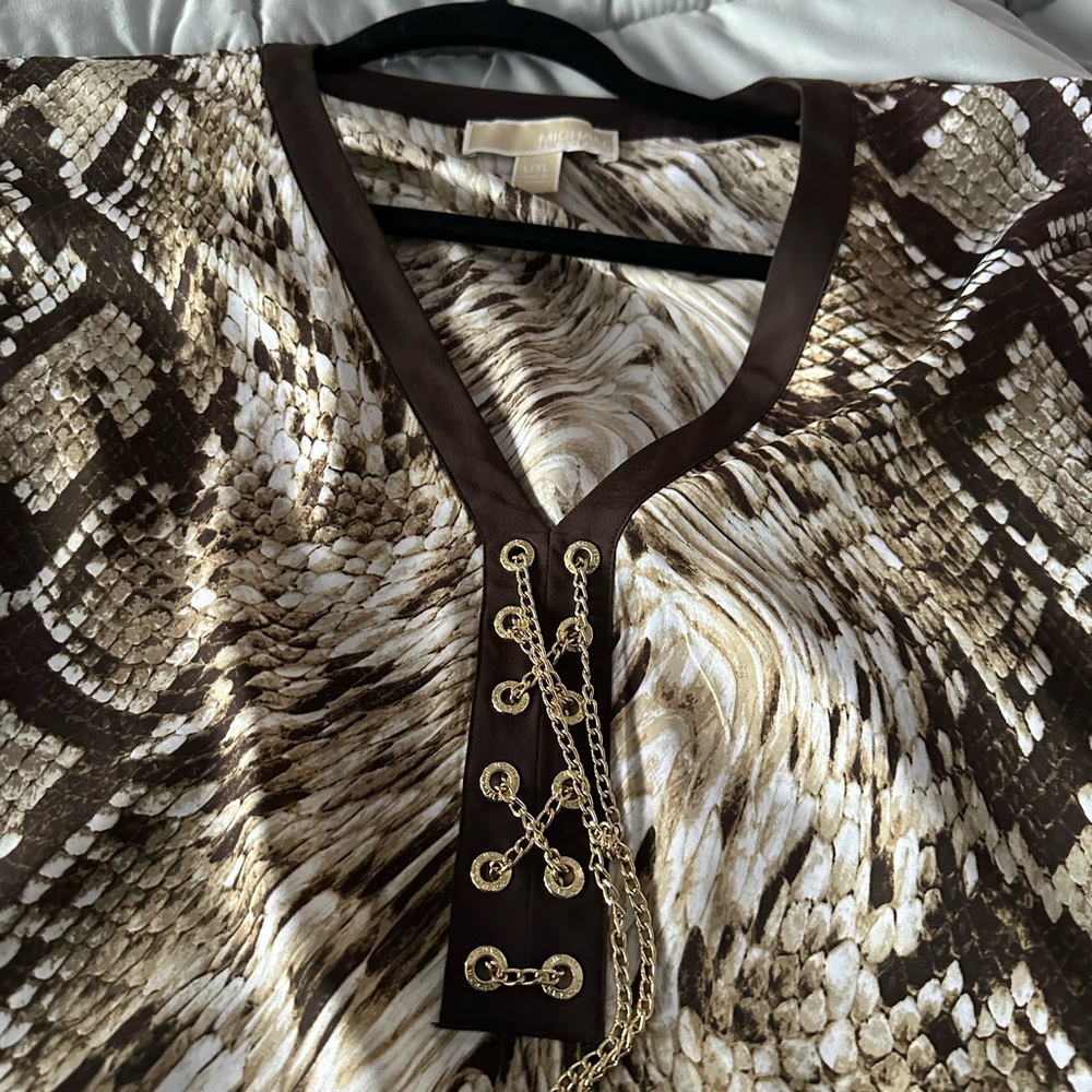Michael Kors Brown and Cream Animal style print blouse. L/xl